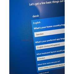 Bærbar computer med skærm på 14 og 15,6 tommer - HP Omen 15-ek0023no 15.6" i7 16GB 1TB SSD RTX2070 Super (demo med lille pixelfejl)