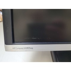 HP 24" LCD-skærm (brugt med ridser)