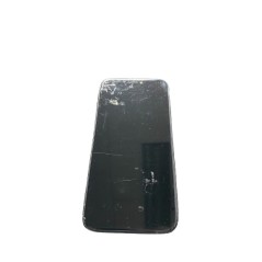 iPhone 11 64GB Black med 1 års garanti (brugt) (ridser i skærmen*)
