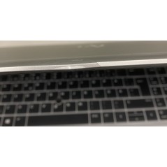 Brugt bærbar computer 15" - HP EliteBook 850 G6 15.6" Touch i5 (gen 8) 16GB 256GB SSD Win 11 Pro (brugt) (skade på forkanten af ​​låget)