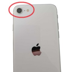 Brugt iPhone - iPhone SE (2020) 64 GB (2. generation) Hvid (brugt - beskadiget bagside, lyserødt cover medfølger!)