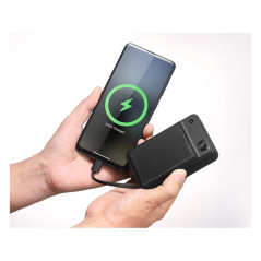 Portable batterier - Andersson powerbank 20 000 mAh med indbygget USB-C- og Lightning-kabel (22,5 W)