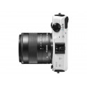 Canon EOS M + 18-55mm IS + Blixt