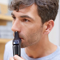 Personlig pleje - Philips batteridrevet multitrimmer med selvslibende knive