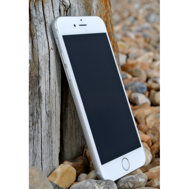 iPhone 6 - iPhone 6 64GB Silver (brugt med mura)